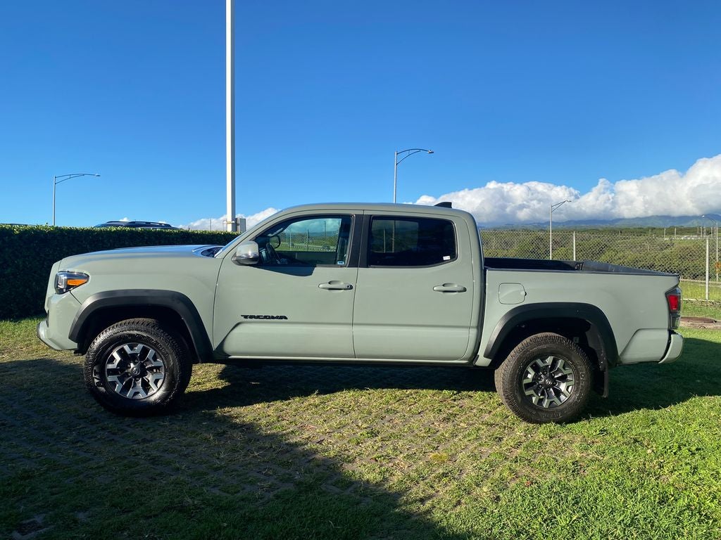 2022 Toyota Tacoma Base