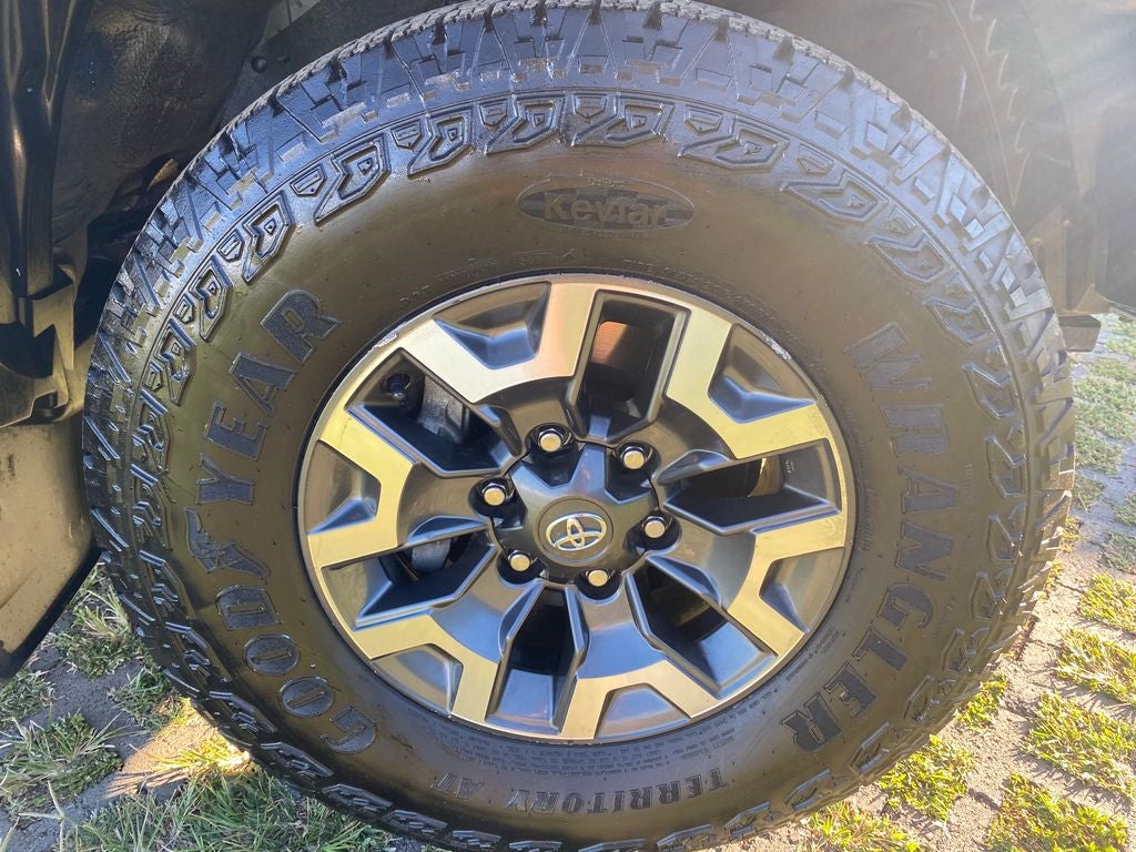 2022 Toyota Tacoma Base