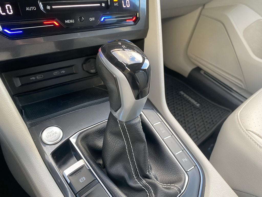 2023 Volkswagen Tiguan Base