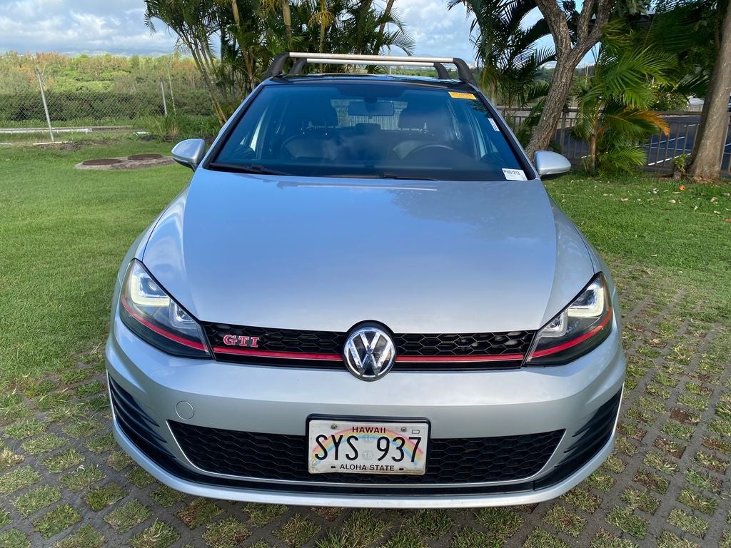 2016 Volkswagen Golf GTI Base