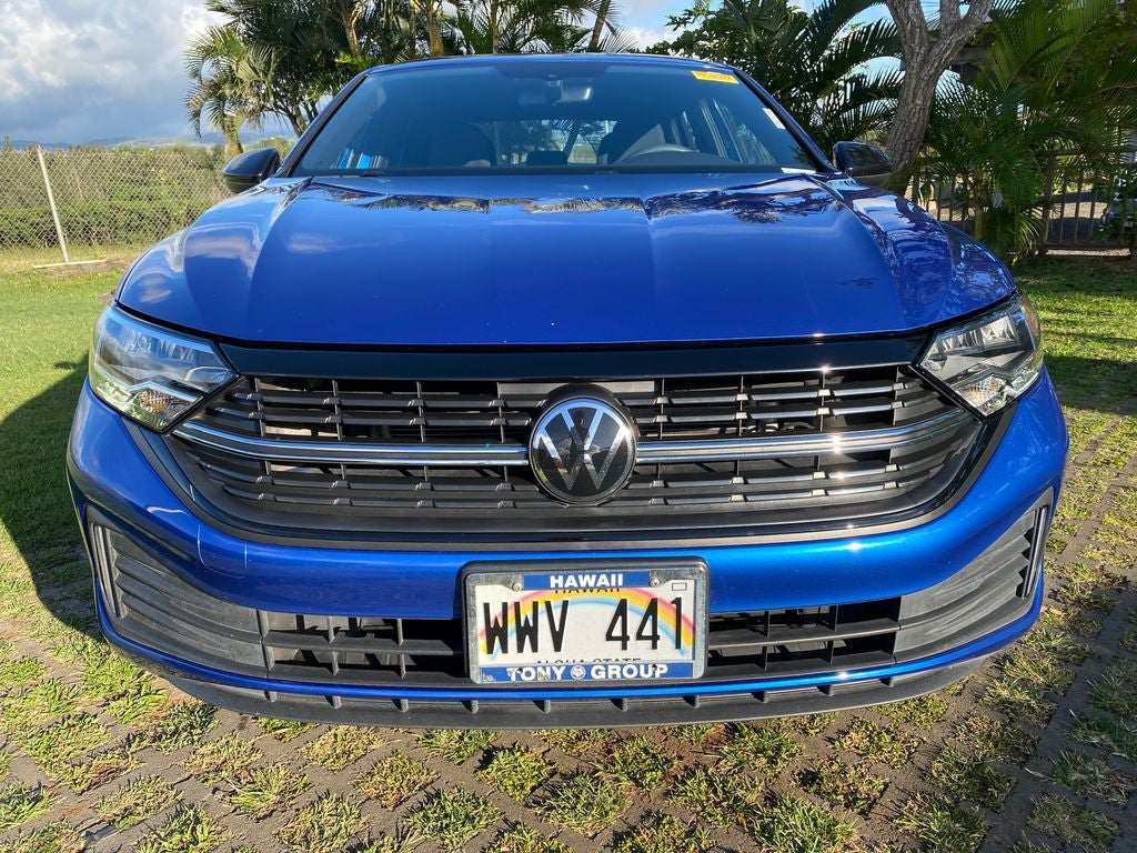 2023 Volkswagen Jetta Base