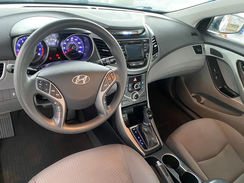 2016 Hyundai Elantra Base