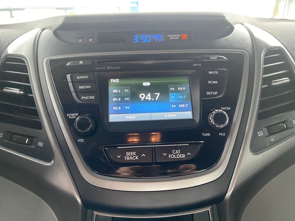 2016 Hyundai Elantra Base