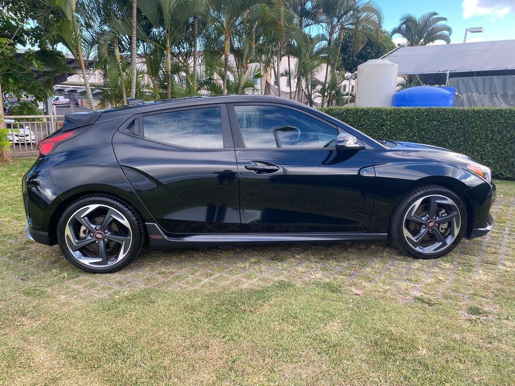 2019 Hyundai Veloster Base