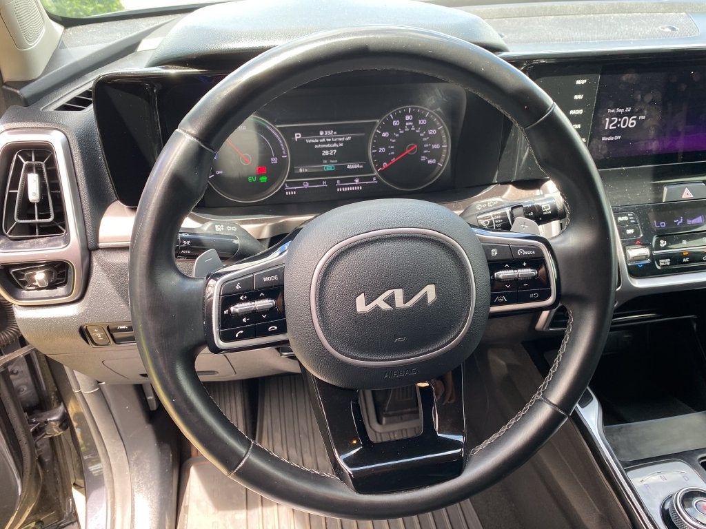 2022 Kia Sorento Hybrid Base