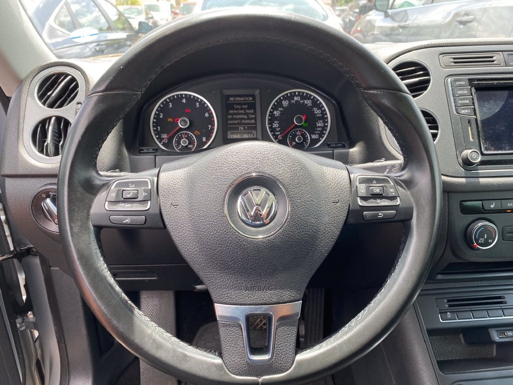 2017 Volkswagen Tiguan Base