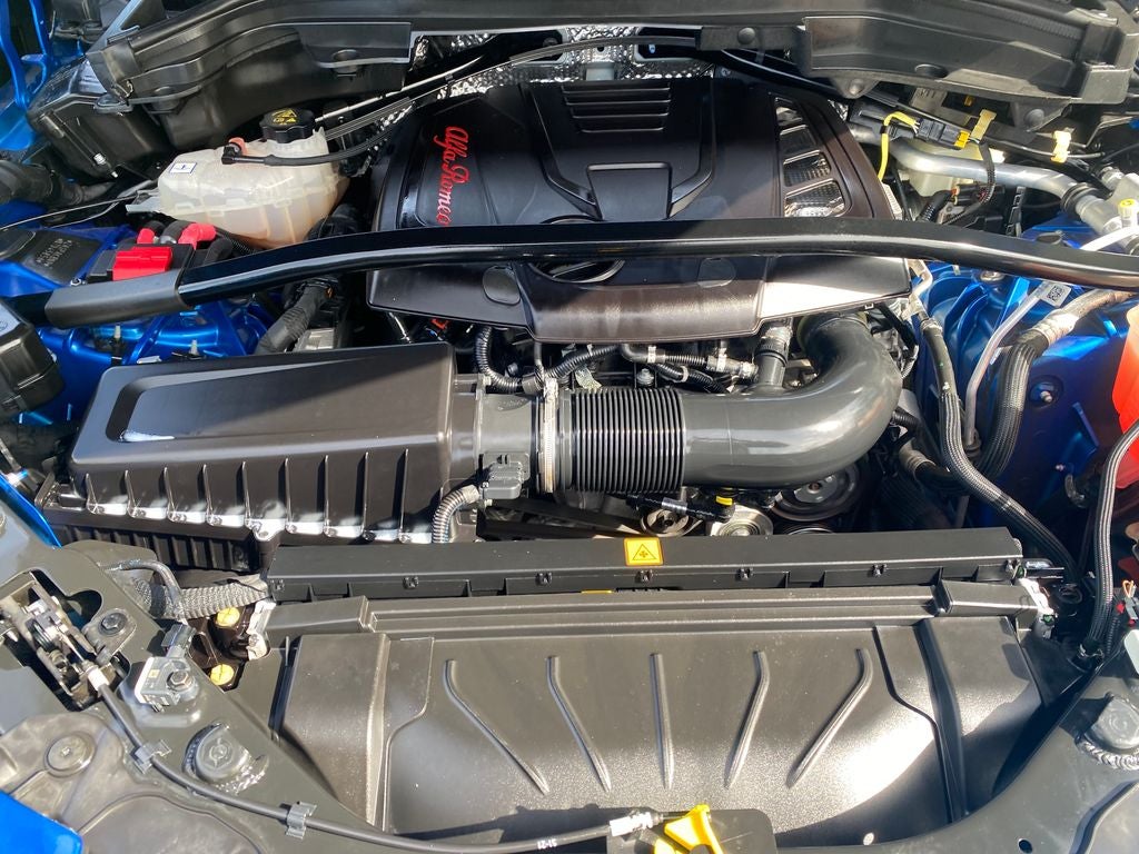 2022 Alfa Romeo Stelvio Base