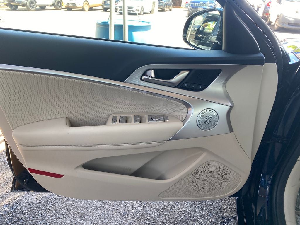 2026 Genesis G70 2.5T PRESTIGE