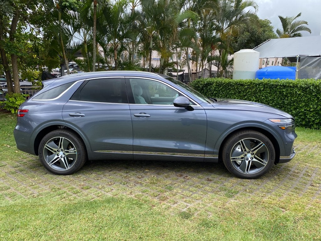 2027 Genesis Electrified GV70 ADVANCED